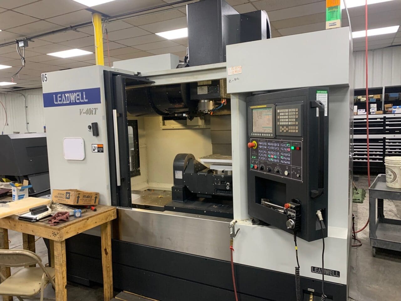 Leadwell V40iT VMC, 2016 - 5 Axis,Chip Conveyor, Low Hours, Video ...