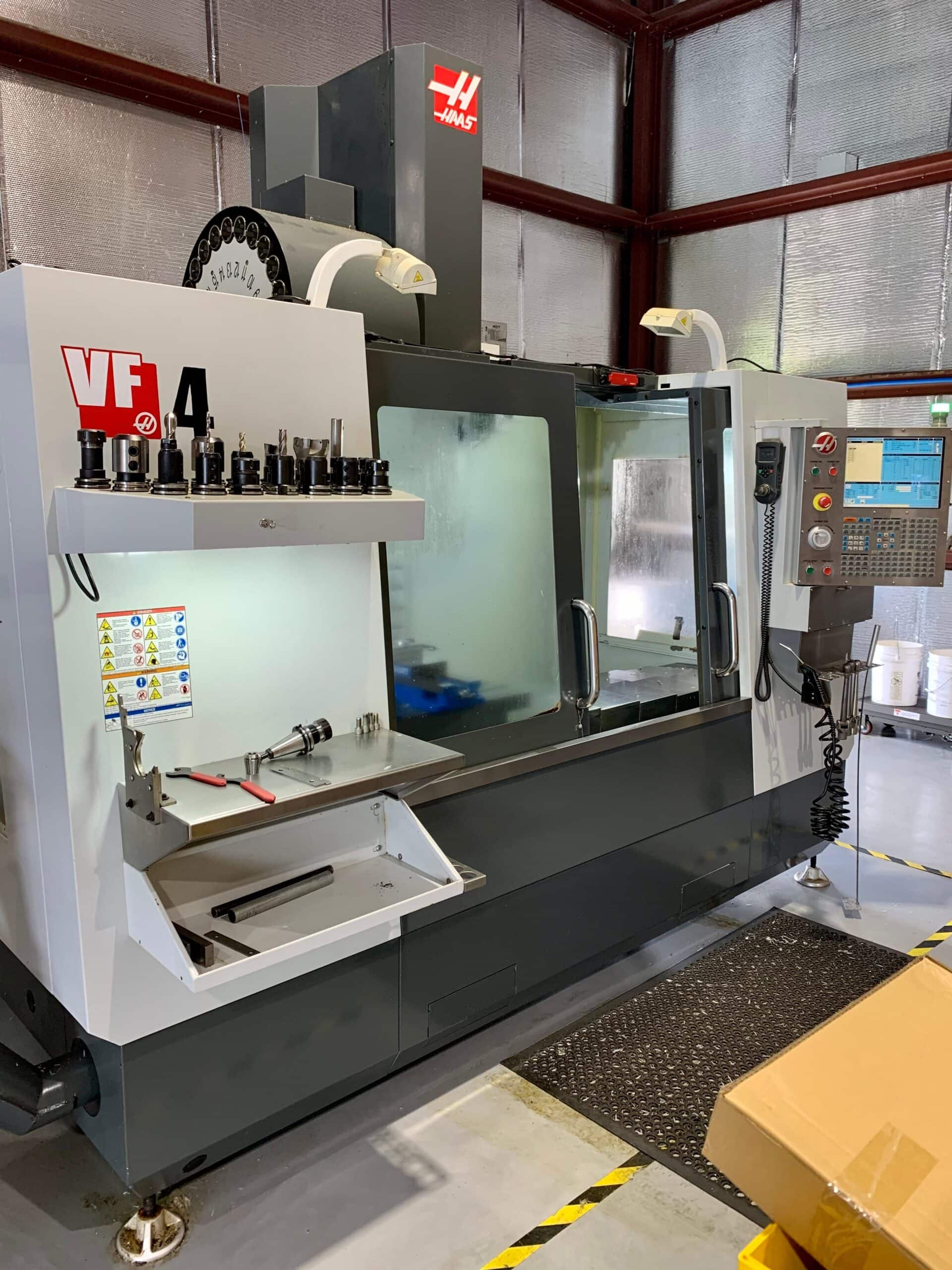 Haas VF-4 VMC, 2014 - Chip Auger, Programmable Coolant Nozzle - Image 3