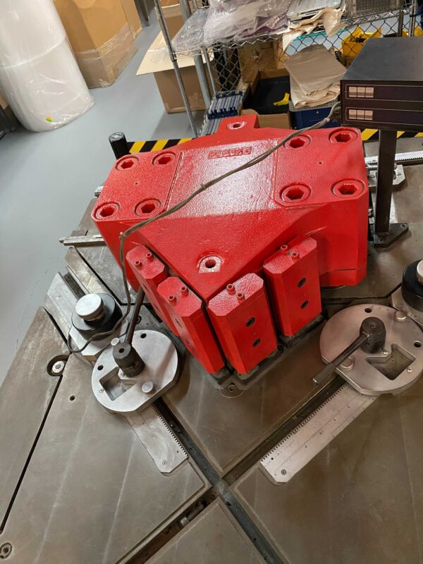 Amada CSHW-200 Corner Notcher, 2009 - Image 4