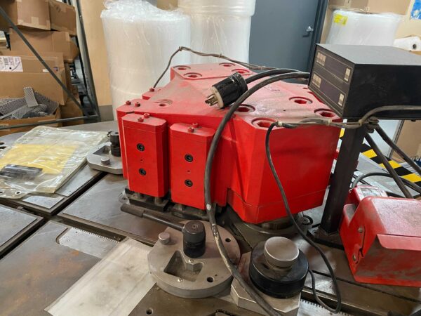 Amada CSHW-200 Corner Notcher, 2009 - Image 5