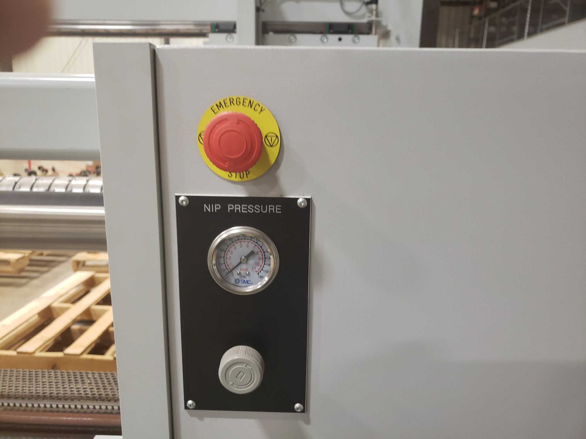 62" Universal X6 Duplex Slitter Rewinder, 2013 - Low Hours/Like New - Image 4
