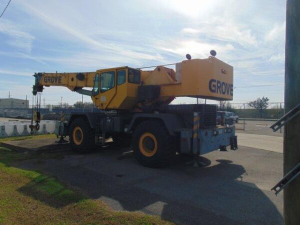 Grove RT-600E-74 Crane, 2006