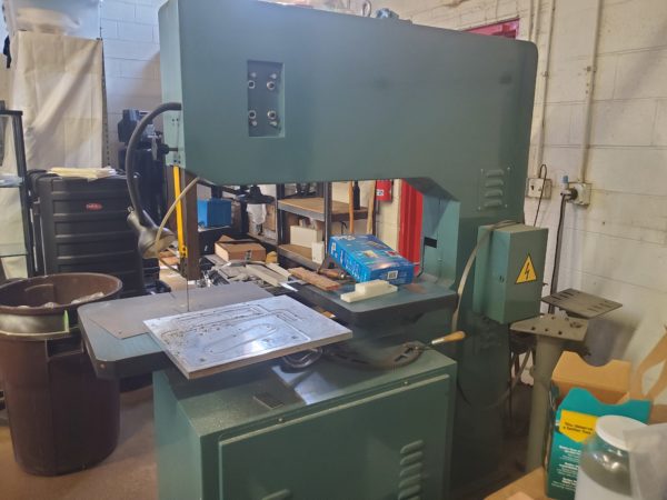 Saw King KV-100 Vertical Band Saw, 1997 - Image 4