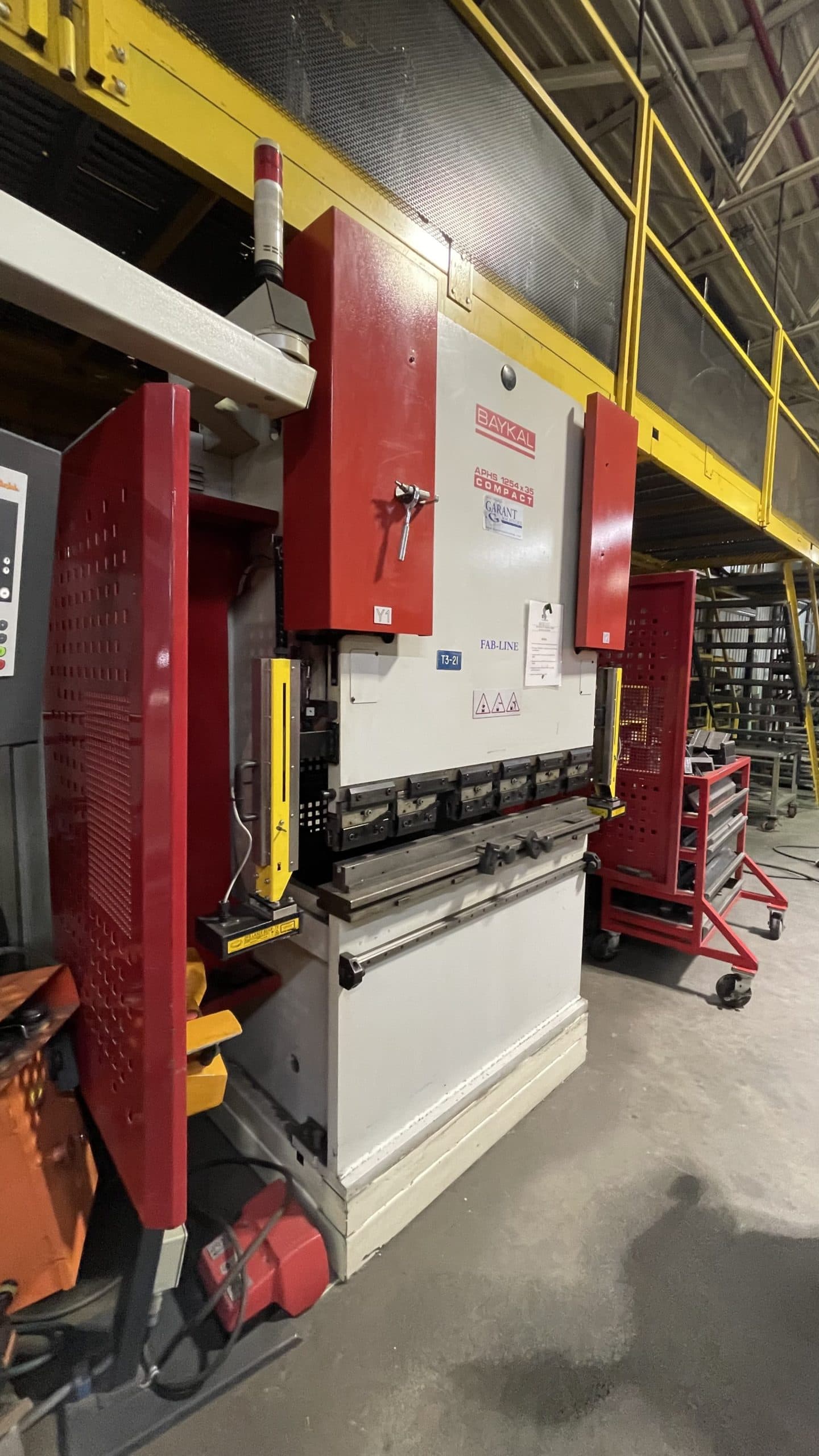 Ton X Baykal Aphs Compact Cnc Press Brake Revelation