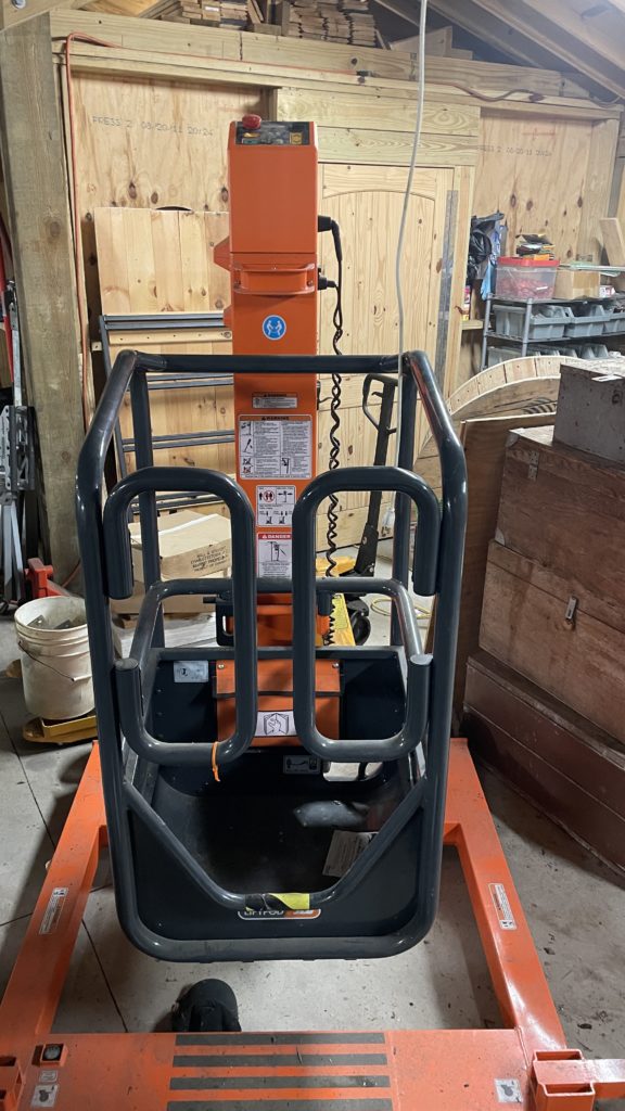 JLG FT140 LiftPod 330lb Personal Portable Lift, 2020 - Revelation Machinery