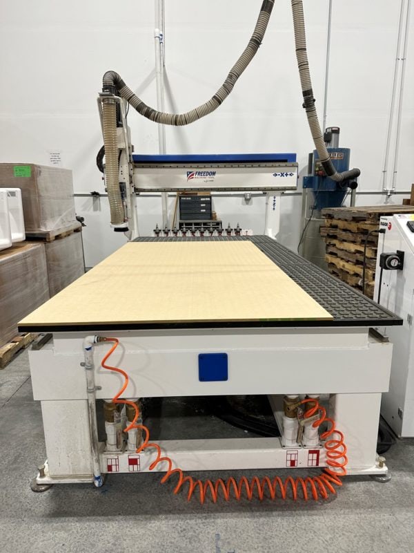 Freedom store cnc router