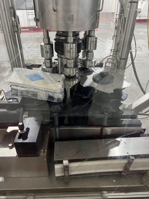 U.S. Bottlers Machinery RC 6-14" 6-Head Rotary Chuck Capper - Image 11