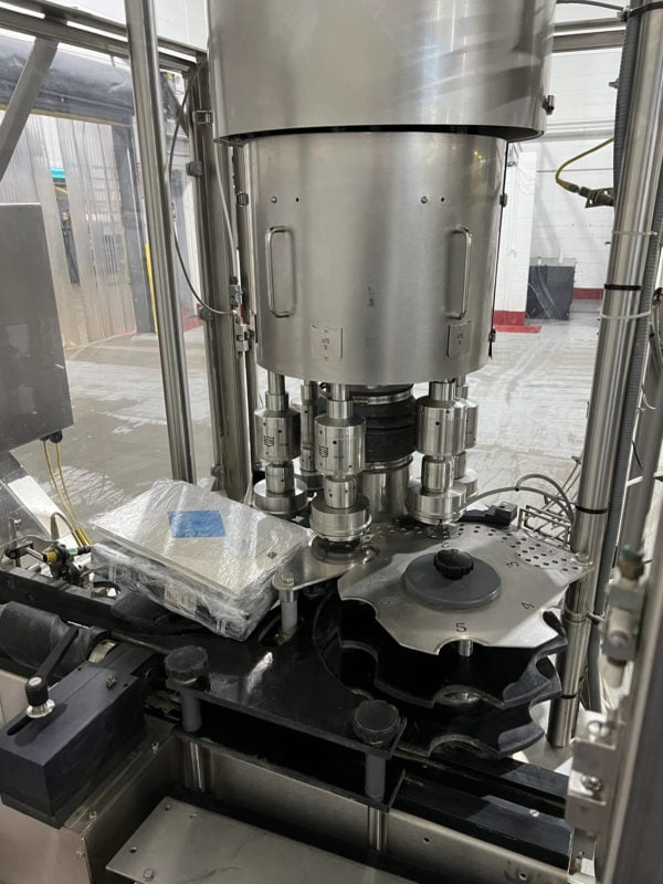 U.S. Bottlers Machinery RC 6-14" 6-Head Rotary Chuck Capper - Image 10