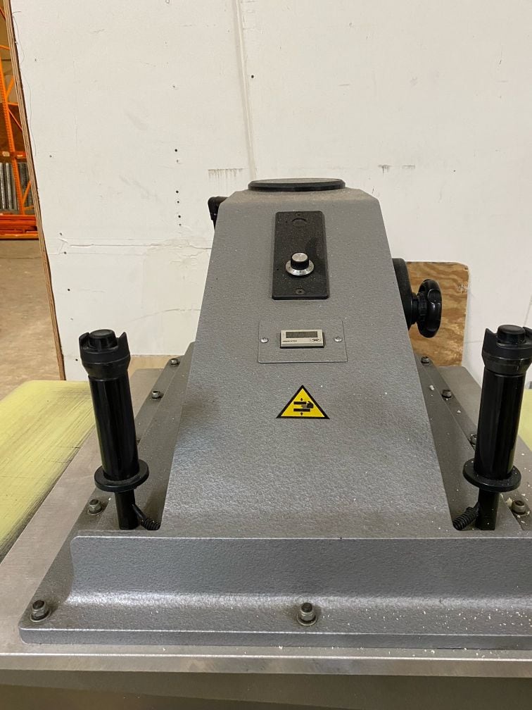 27 Ton Associated Pacific APM SA27L Clicker Press 2016