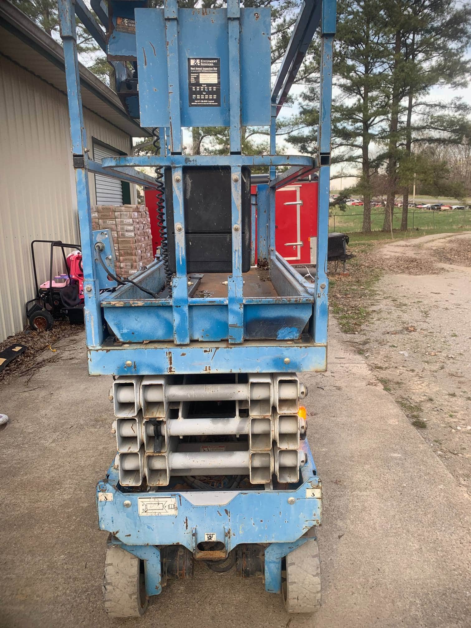 26' Genie GS-2632 Scissor Lift, 2013 - Revelation Machinery