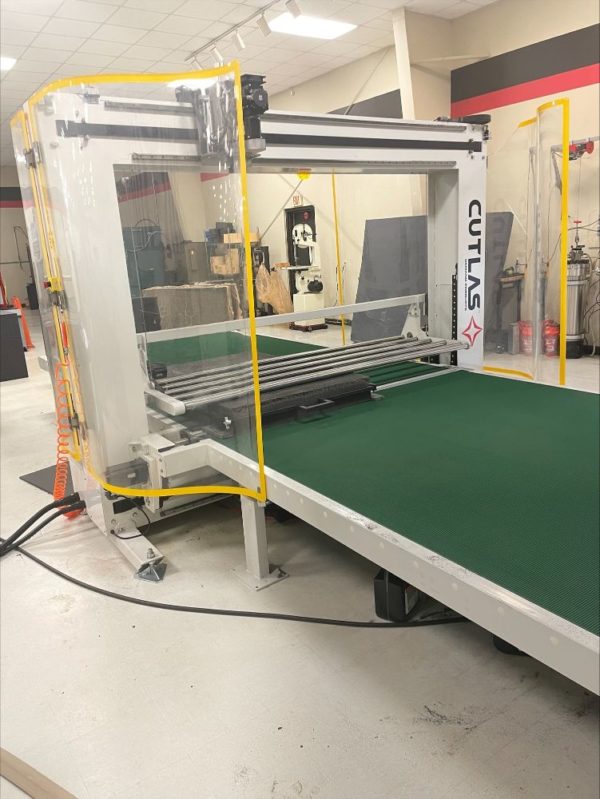 Cutlass HK5 Oscillating CNC Foam Cutting Machine, 2017 - Image 3