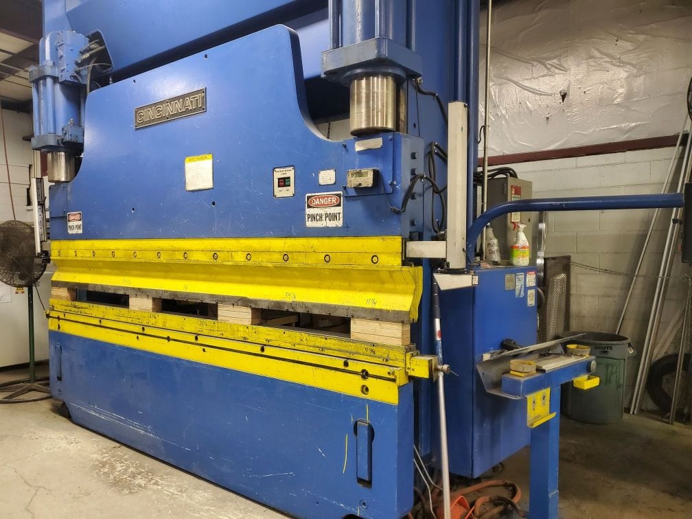 230 Ton x 12' Cincinnati 230 CB2 Hydraulic Press Brake, 1997 - 16 ...