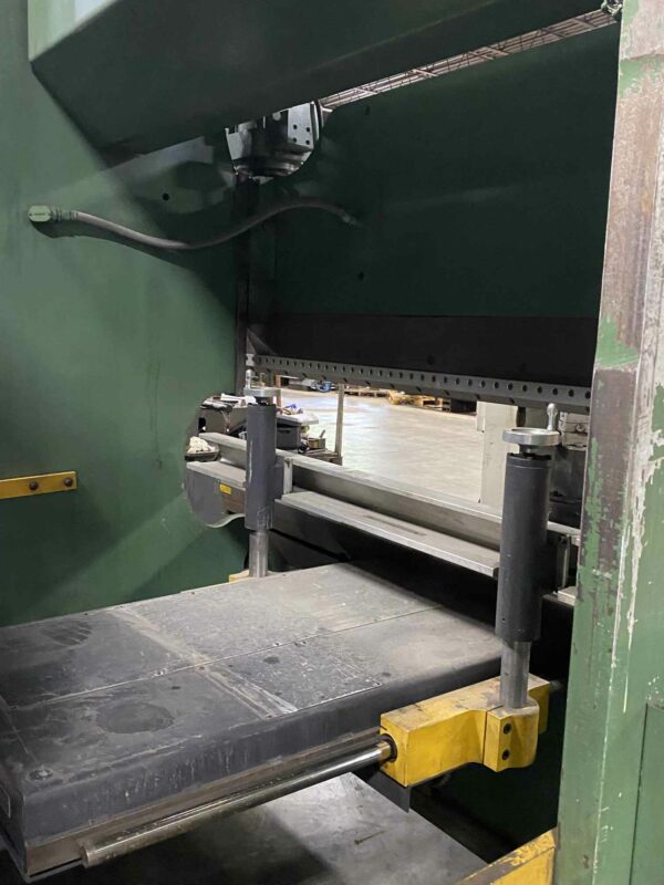 90 Ton x 8' Cincinnati 90CBIIX8 CNC Press Brake