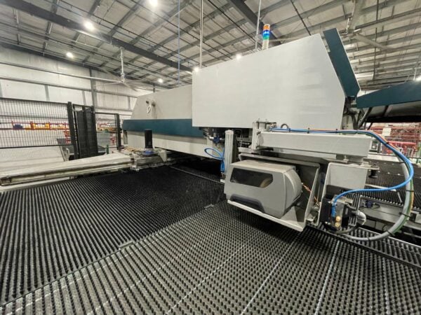 Salvagnini S4Xe.30 Punching & Shearing Machine, 2013 - W/9-Level Material Tower - Image 10