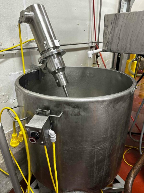 100 Gallon Stainless Steel Mixing Tank