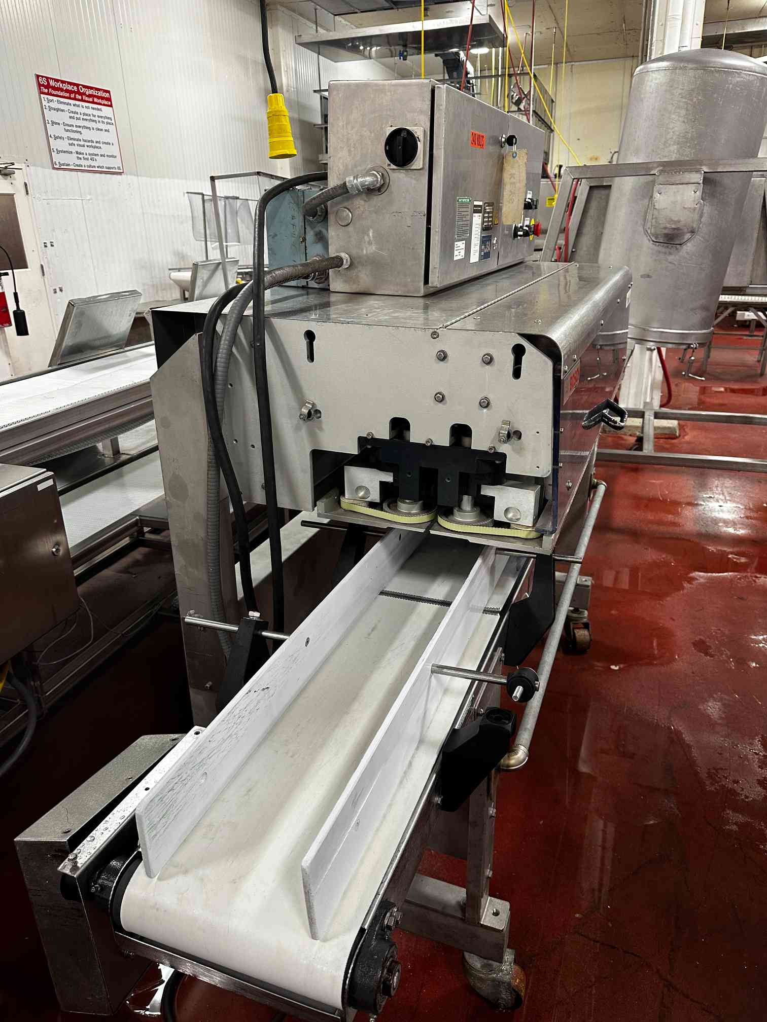 Bosch CBS D Continuous Band Sealer Includes Doboy SB MD Conveyor