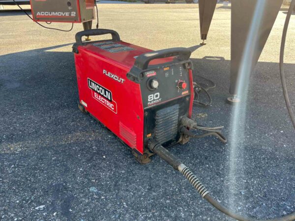 Lincoln Electric Torchmate 4510 5 'x 10' CNC Plasma Cutter with Water Table