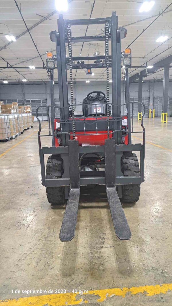 Xiamen Tder 6,600 lbs Electric Forklift