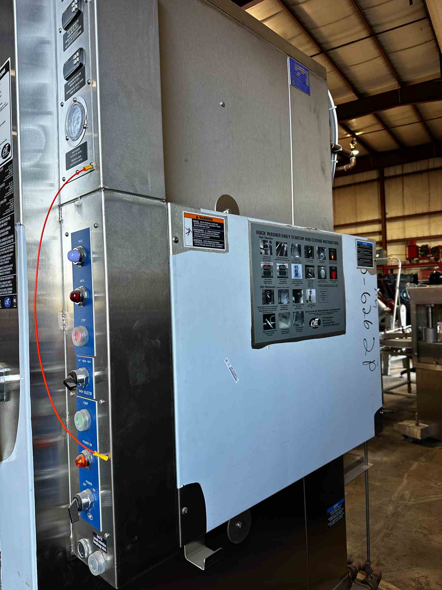 LVO Model RW1548 Pan and Rack Washer Includes 4 Rotating 5/5 Spray Arms