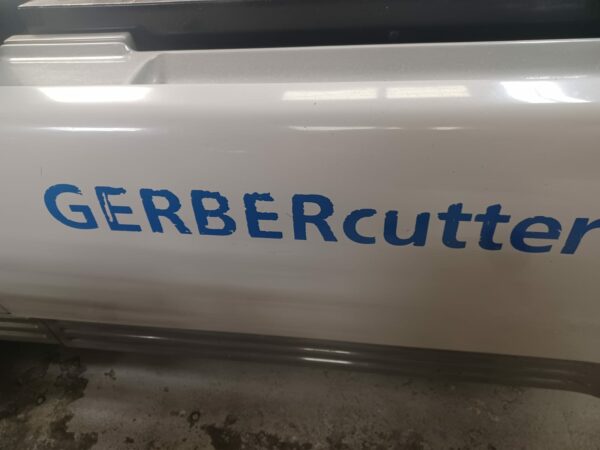 Gerber Cutter S-3000 Cutting Machine