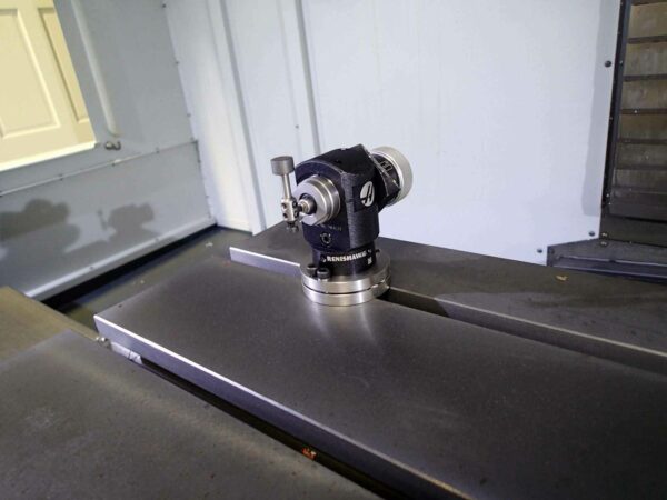 Haas VF-8/40 VMC