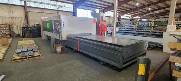 4000 Watt Bystronic BySmart 3015 Fiber Laser