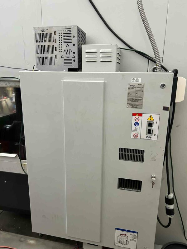 Haas UMC-500 Universal Machining Center