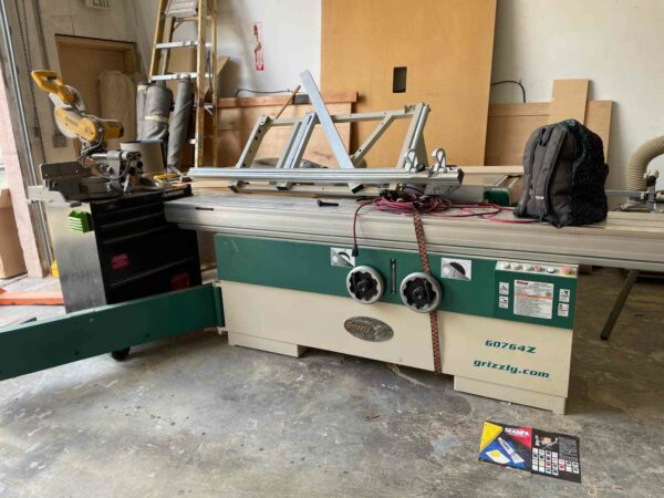 14" Grizzly G0764Z Table Saw with 14" x 126" Sliding Table