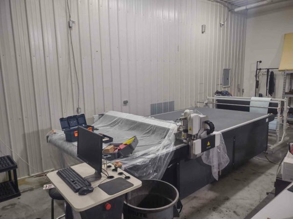 8'x5' IECHO BK32517 CNC Router