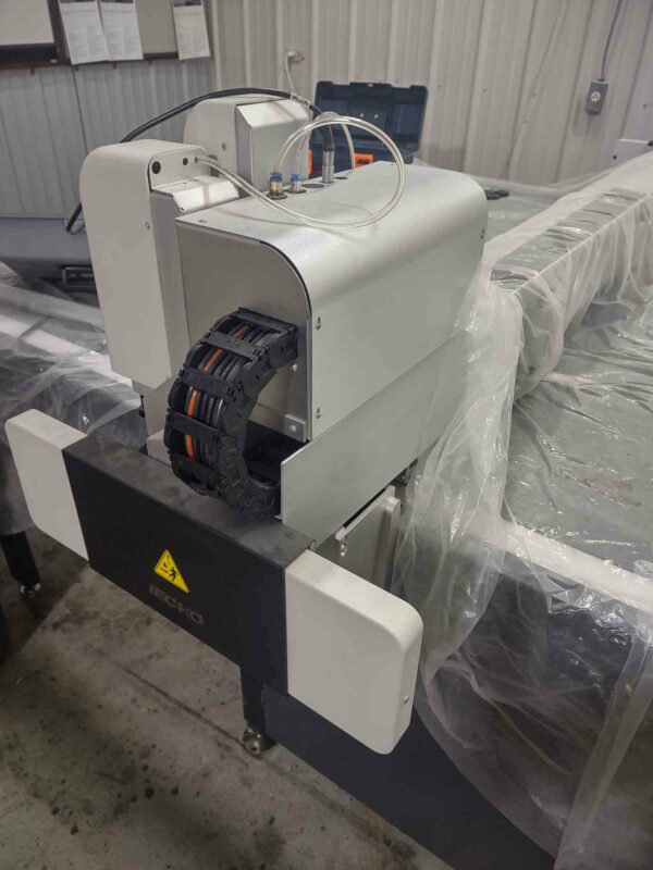 8'x5' IECHO BK32517 CNC Router