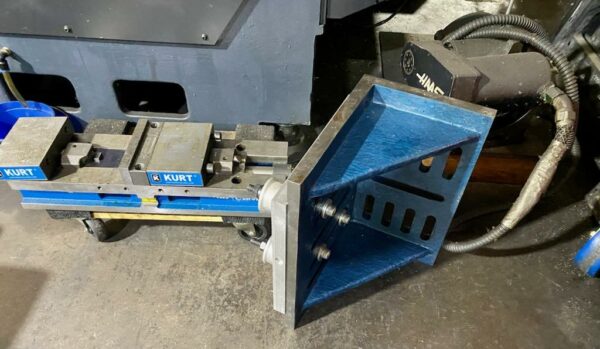 Doosan DNM 400II CNC VMC