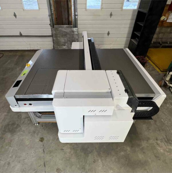 55'' x 50'' Xante X55 UV Flatbed Printer