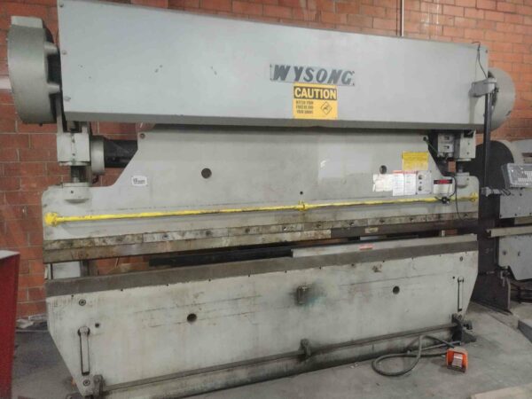 Wysong 90-10 Mechanical Press Brake with DRO