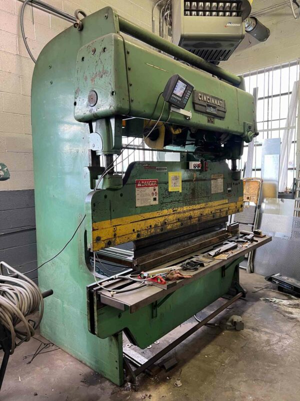 50 Ton x 8" Cincinnati 3-50 Mechanical Press Brake