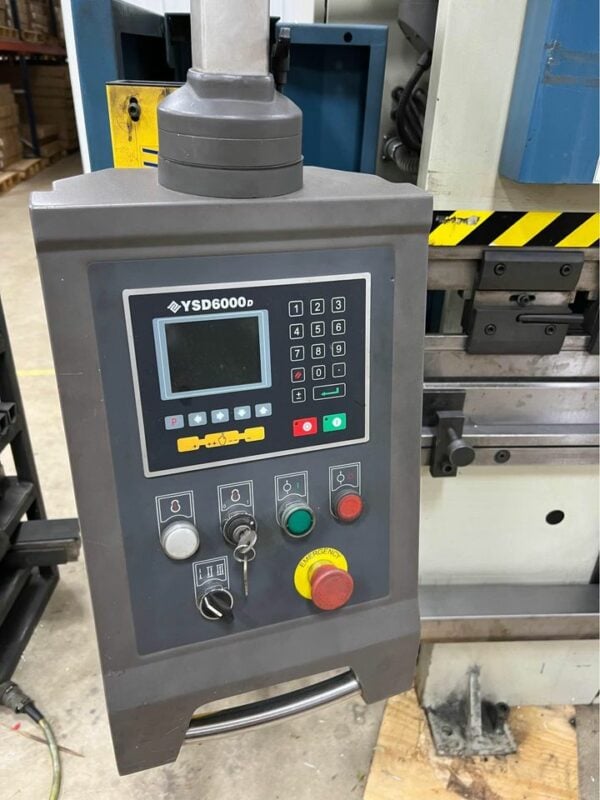 70 Ton x 8' Baileigh PPTK 70/25 CNC Press Brake
