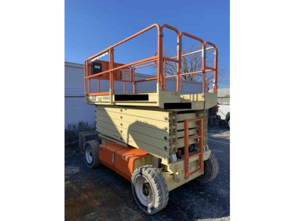 JLG 4069LE 46' Electric Scissor Lifts