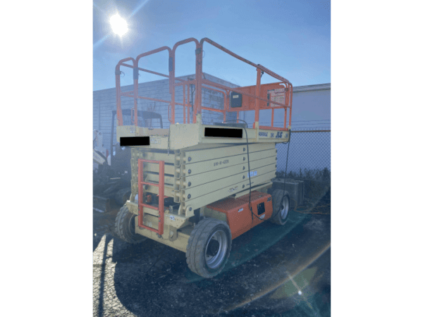 JLG 4069LE 46' Electric Scissor Lifts