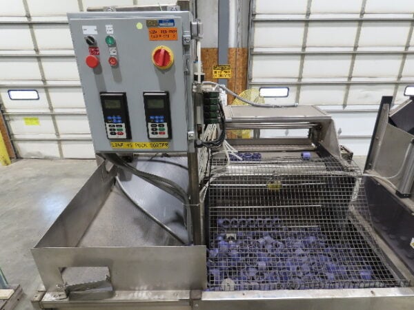 Aerosol Can Bottle Puck Sorter and Inserter for Bottle Filling Capper Line