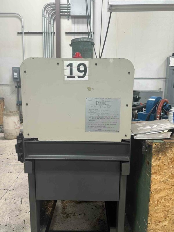 55 Ton, 2.97oz, Cincinnati Injection Moulding Machine, 12.8" x 12.2"