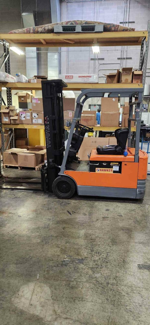 3,000 Lbs. Toyota 5FBE15 Electric Forklift