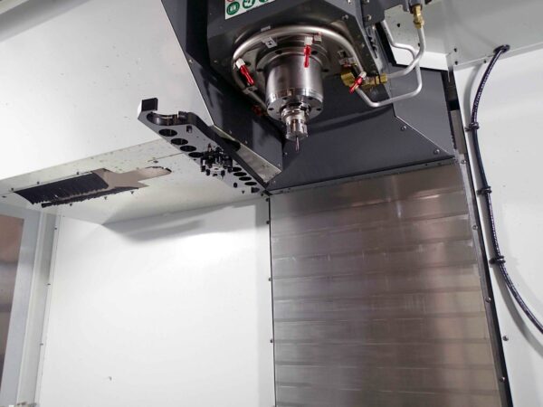 Haas VF-4SS VMC