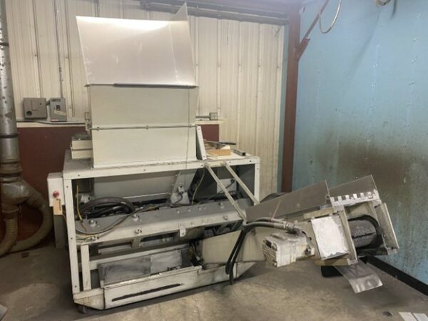 Puckmaster LT'L Pucker 16-6 Hydraulic Briquetting Machine