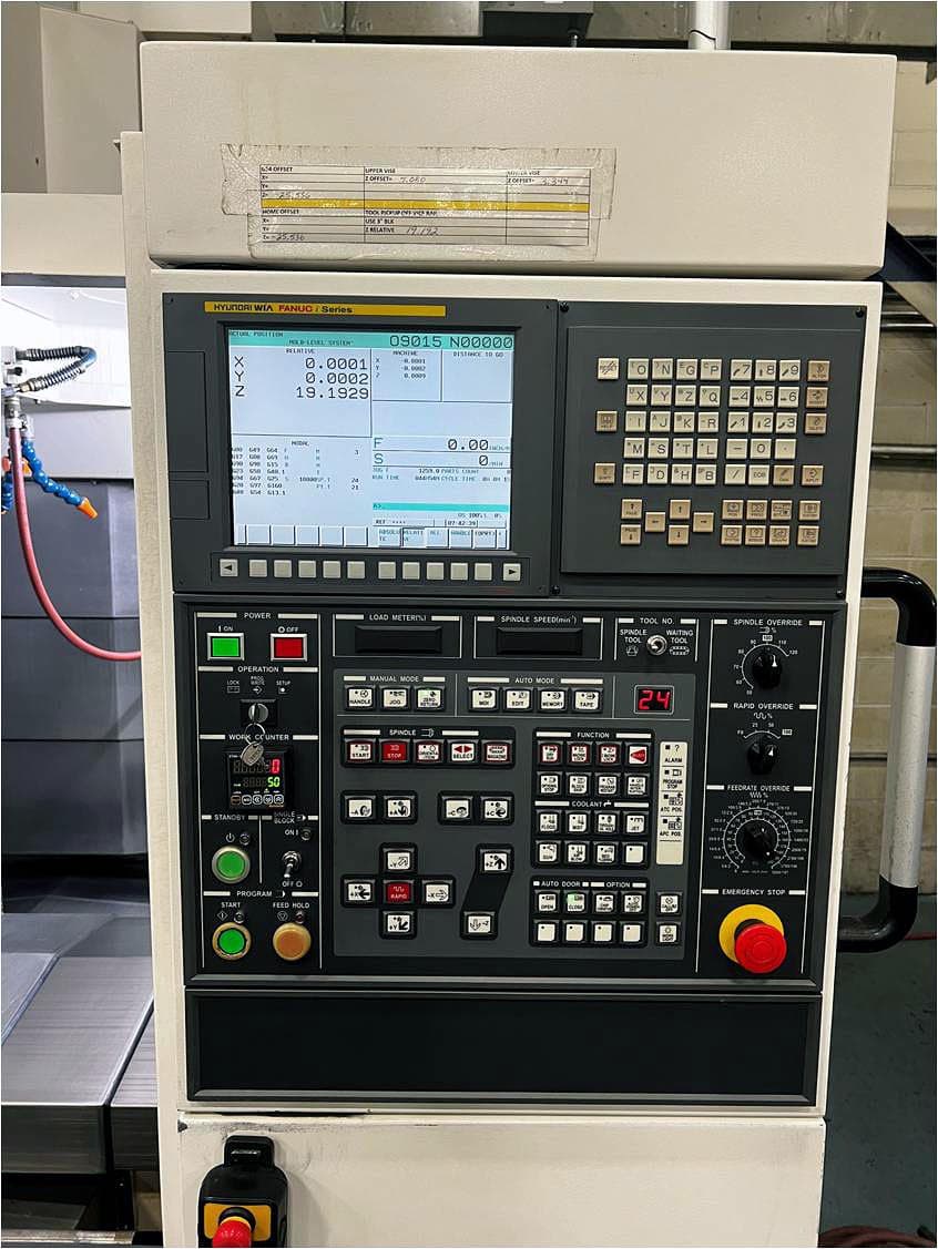 Hyundai Wia F400 VMC, 2016 - High Pressure TSC, Low Hours, Fanuc, 2 ...