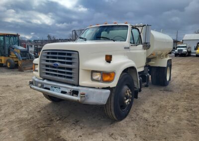 1995 ford f800 water truck