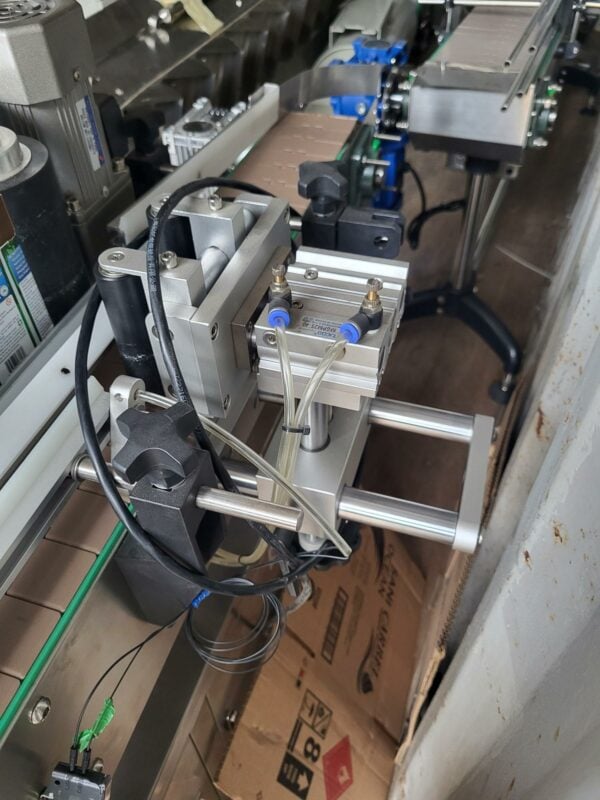 Sinoped Wraparound Pressure Sensitive Labeler