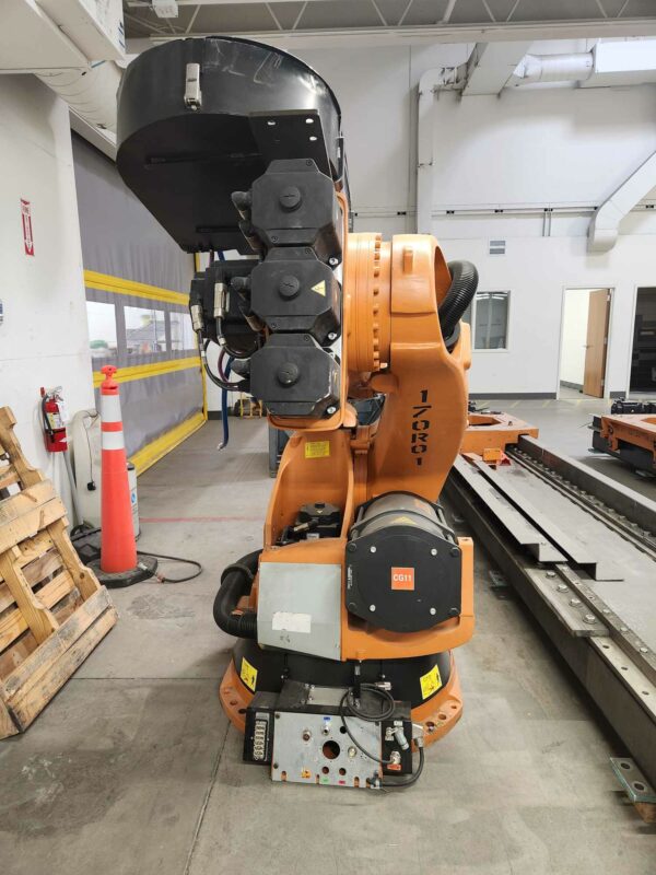 Kuka KR210 Robot With 30' KL 1500-3 Kuka Rail System