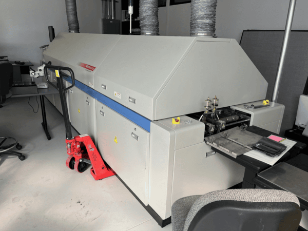 Manncorp CR-8000NP-F Reflow Oven