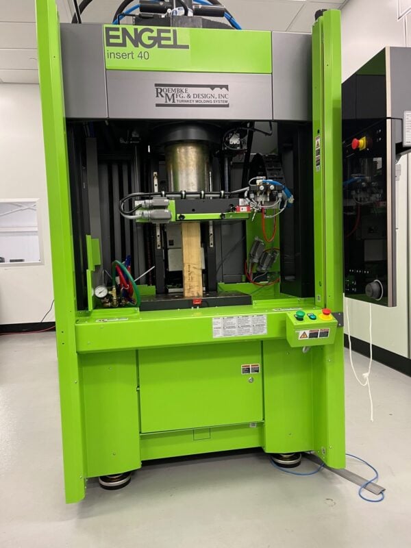 34 Ton Engel IN 60H/40 SINGLE US Vertical Injection Molding Machine