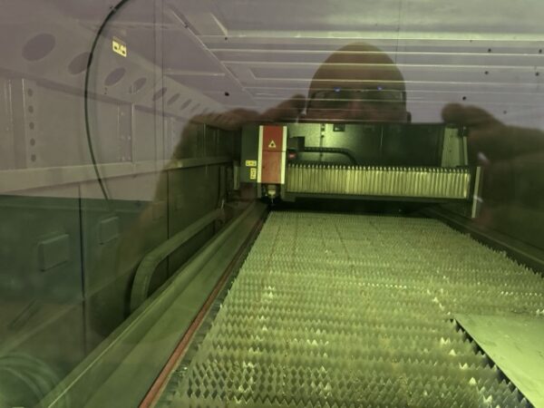 3000 Watt Amada Ensis 3015 AJ Fiber Laser