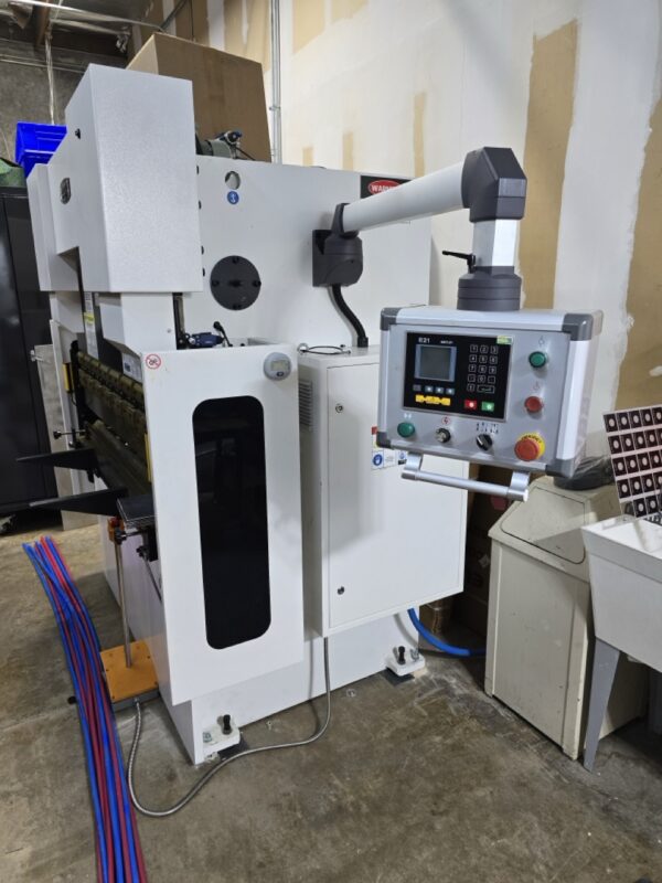 45 Ton x 5' Tommy Industrial TIHB45-5 CNC Press Brake
